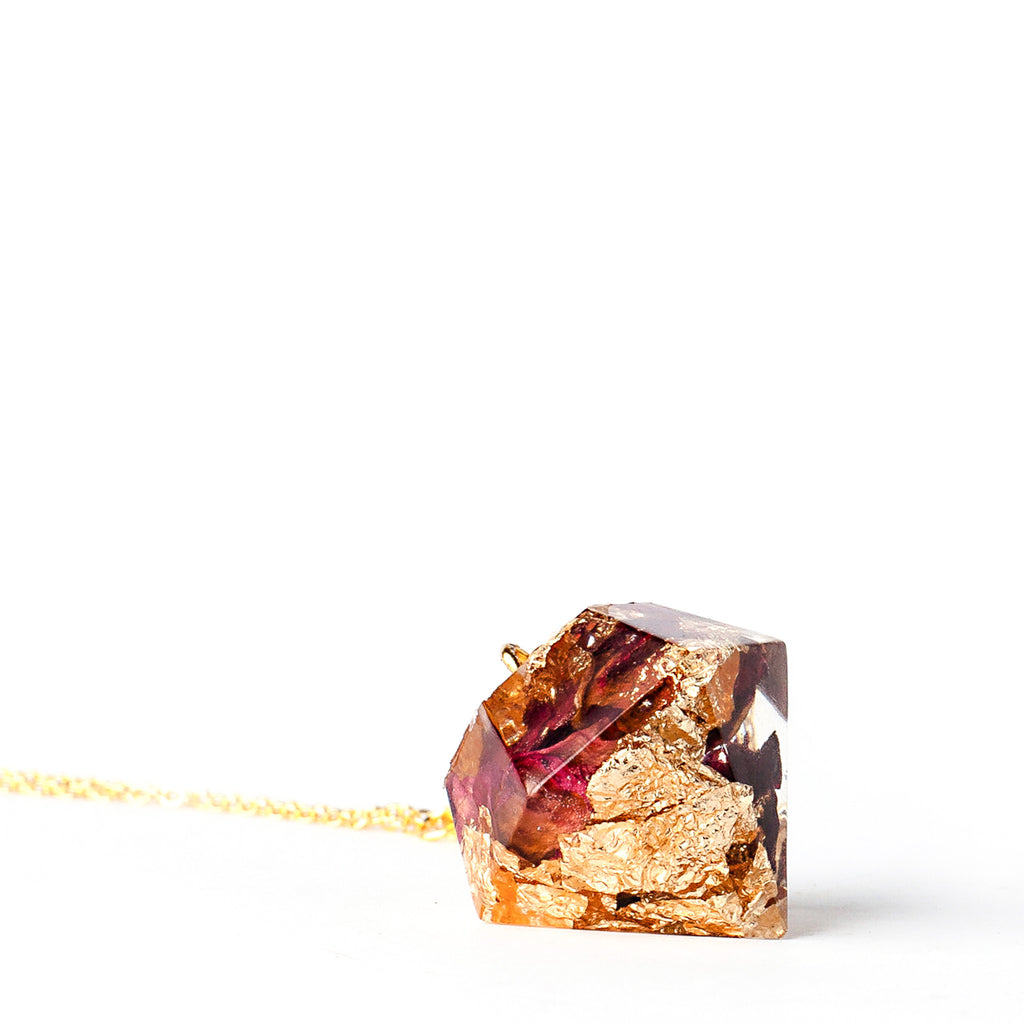 Knitted Window: Organic Rose Petals with 24K Gold Necklace - Luxe Gifts™
 - 2